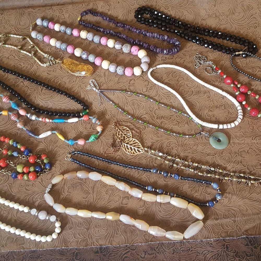 Lot Of 15 beaded necklaces